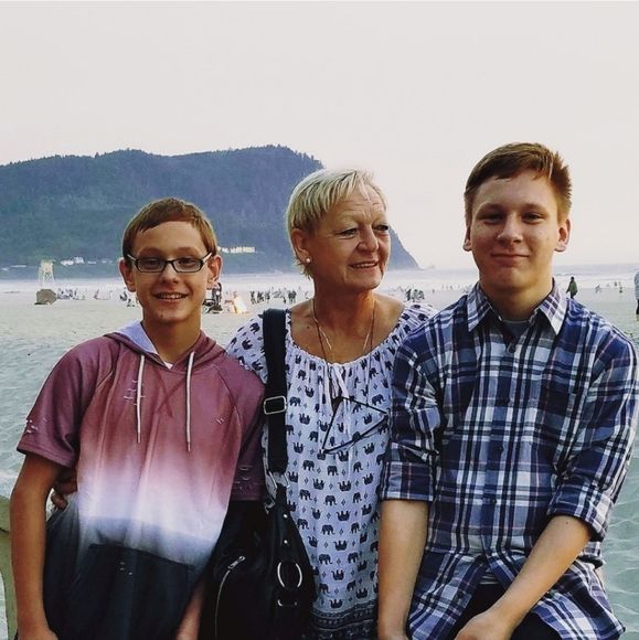 Meet your Posher, Stefanie - Picture 5 of 8